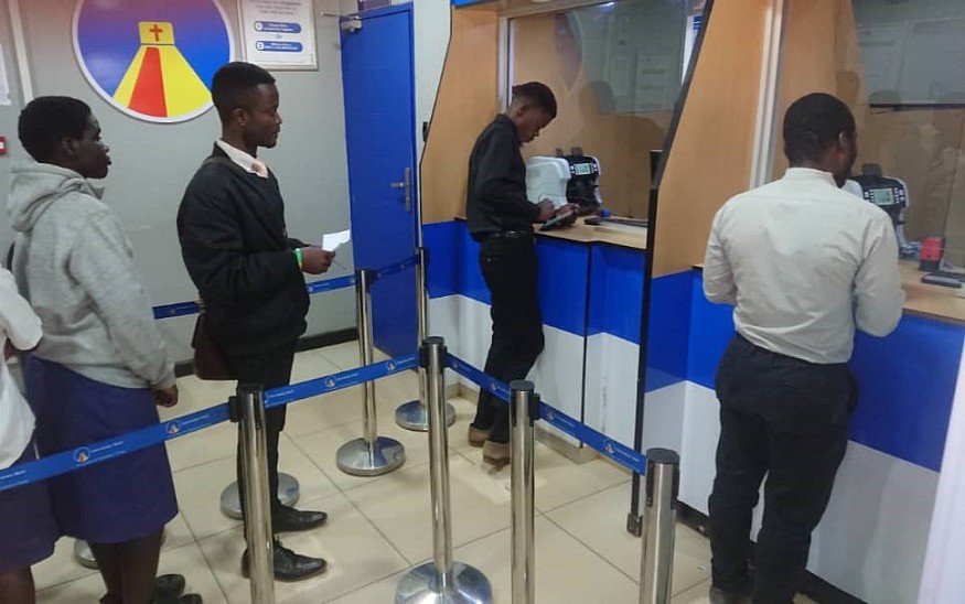 Queuing at the counter